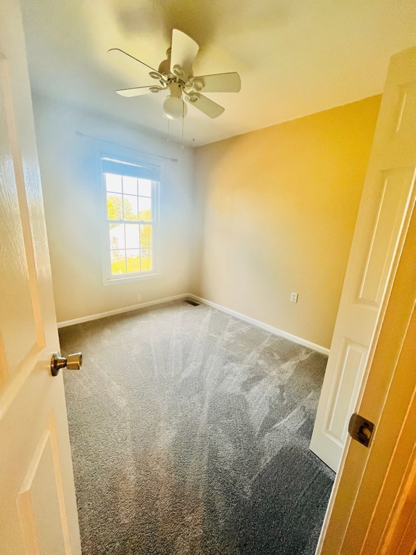 Building Photo - 12036 Stallion Ct
