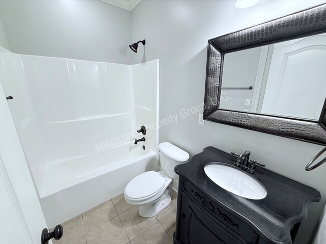 Building Photo - 3BR/3BA For Rent