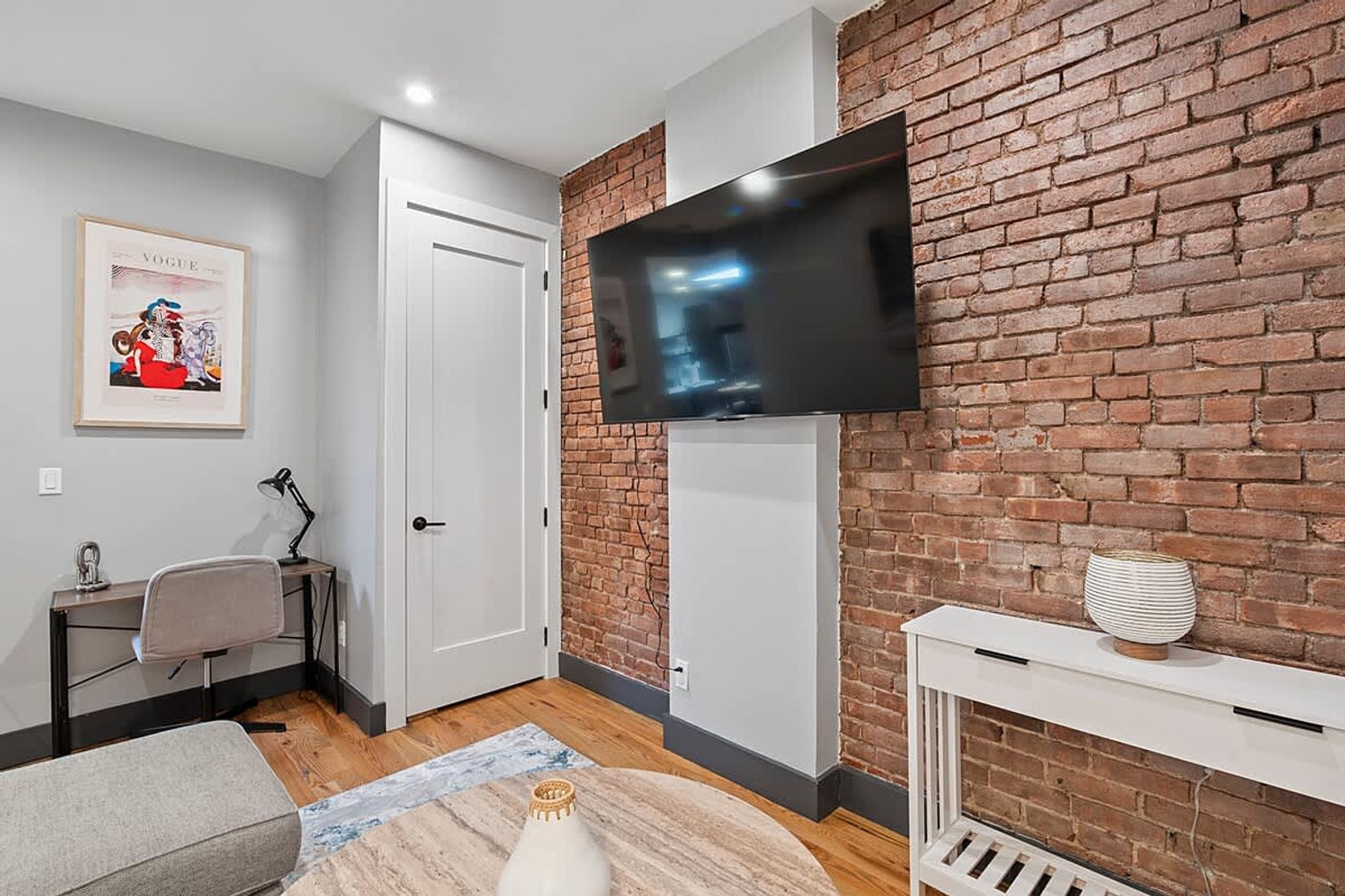 Building Photo - 334 Palisade Ave