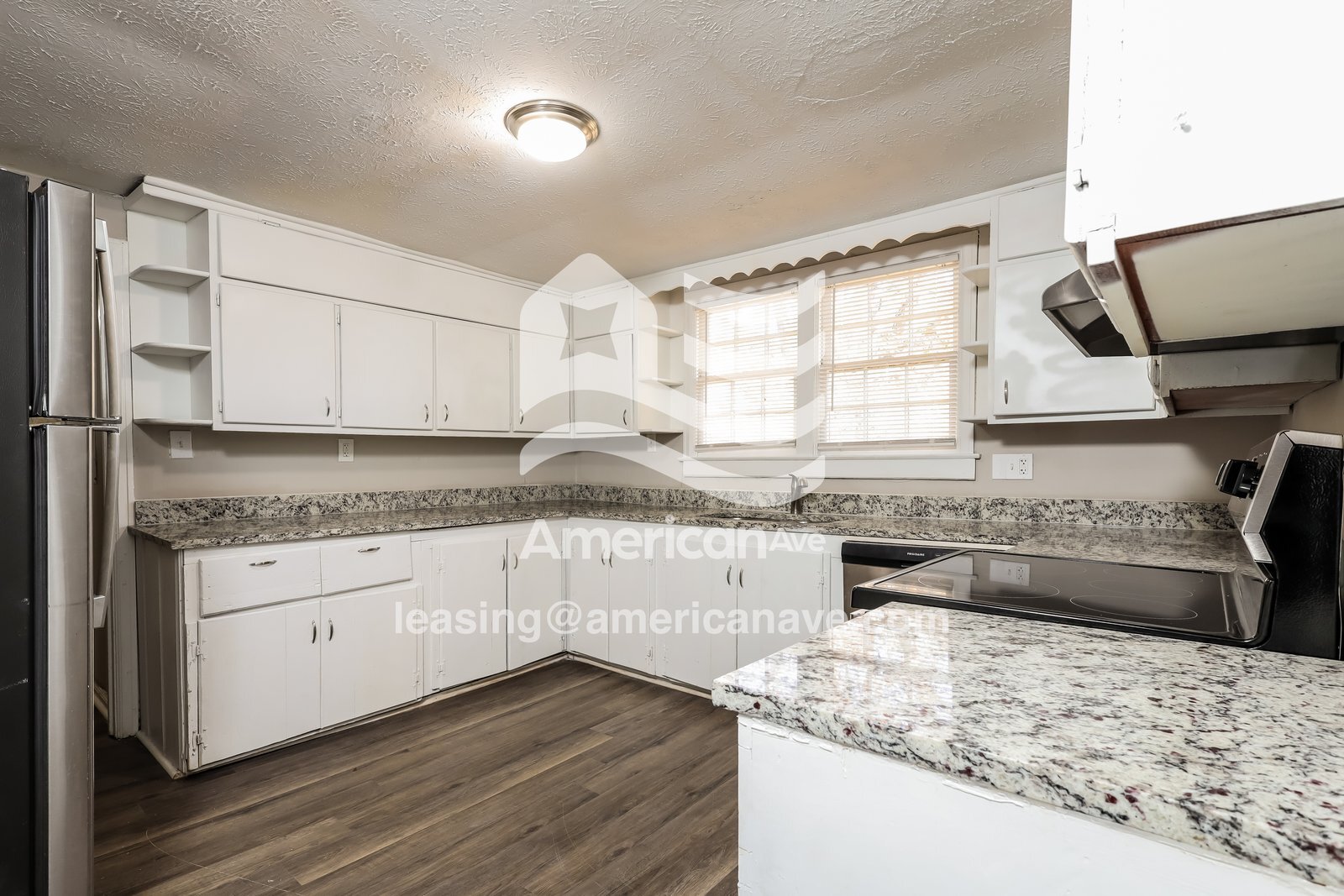 Building Photo - 1708 28th Ave