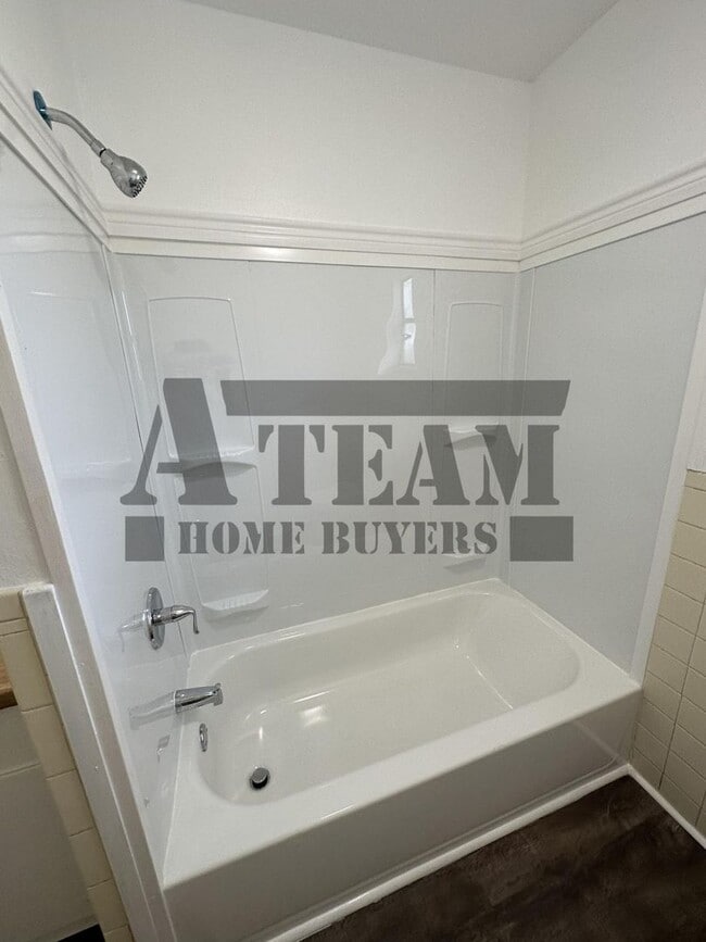 Building Photo - Cozy 2 Bed 1 Bath home for rent!