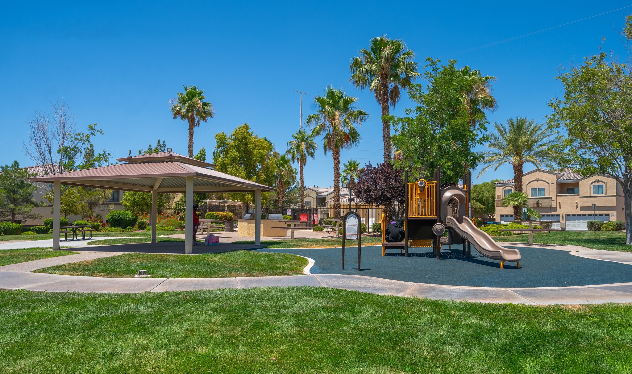 Building Photo - 6321 Blowing Sky St