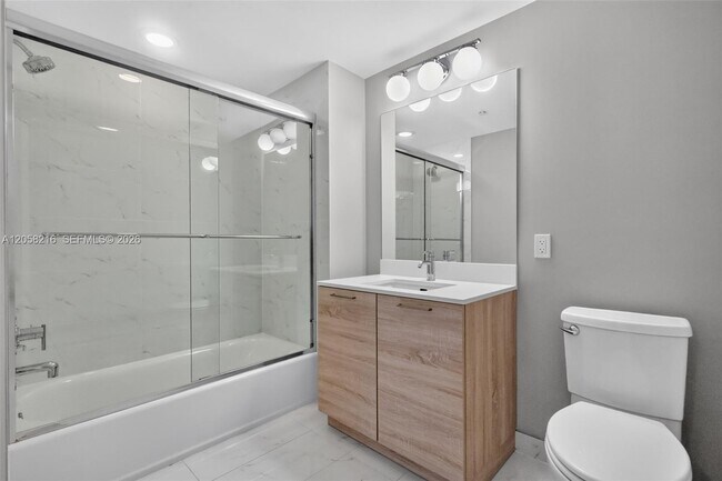 Building Photo - 16385 Biscayne Blvd