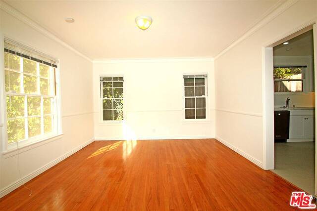 Building Photo - 836 Westholme Ave