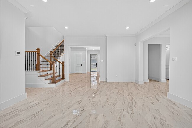 Building Photo - 2427 Camden Creek Ln