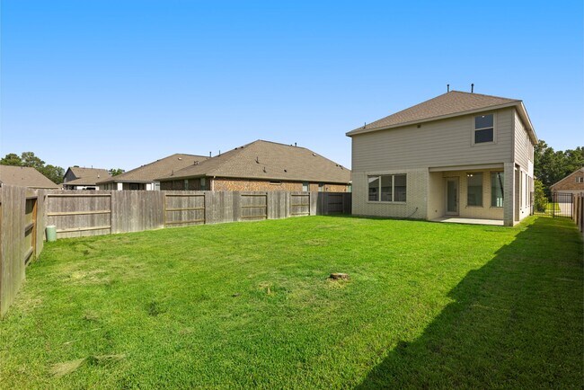 Building Photo - 4914 Chester Lk Ln