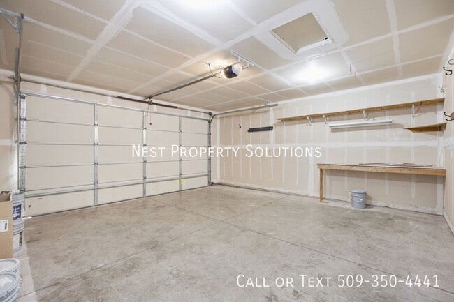 Building Photo - 800 S Hamilton Rd