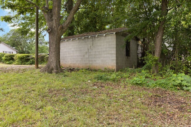 Building Photo - Freshly Updated 3BR Home in Opelika – Clean, Bright, Move-In Ready