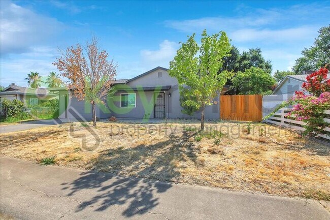 Building Photo - 8256 Manhart Dr