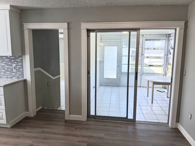 Building Photo - 308 Banana St