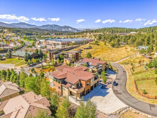 Building Photo - 28424 Tepees Way