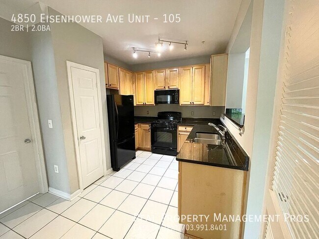 Building Photo - 4850 Eisenhower Ave