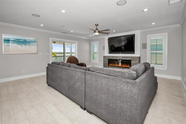 Building Photo - 804 Bay Point Dr