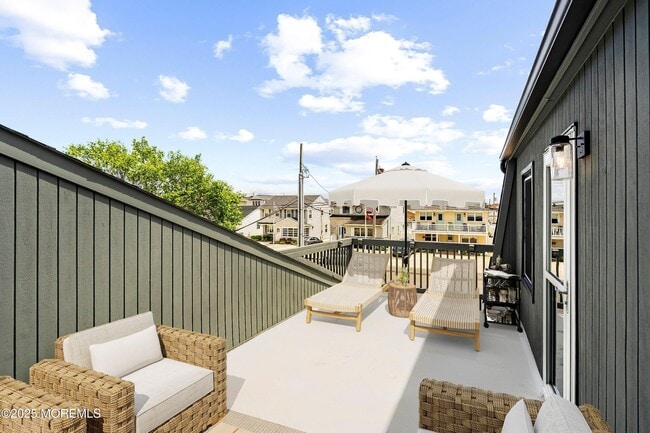 Building Photo - 75 Grand Central Ave