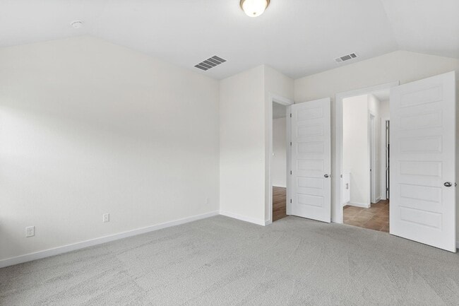 Building Photo - 116 Salado Crk Trl