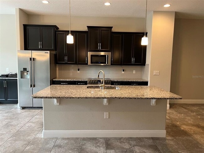 Building Photo - 2924 Lobelia Dr