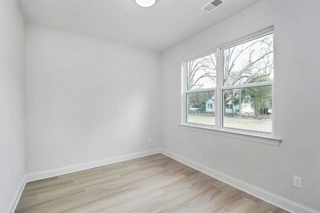 Building Photo - Brand New 4BD/2BA Ranch In Monroe!