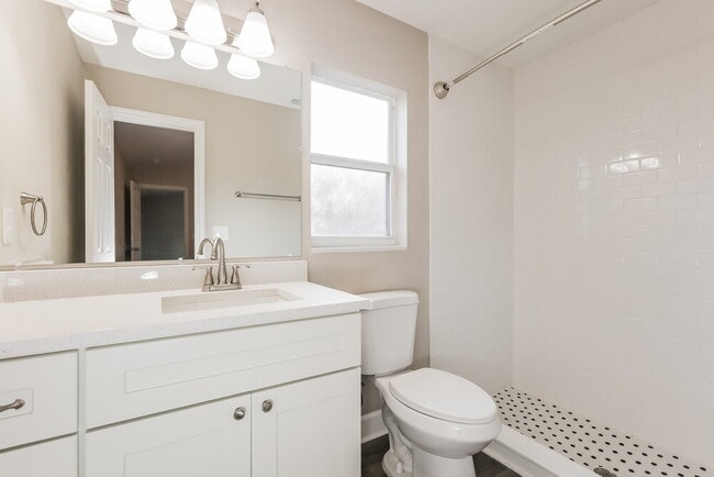 Building Photo - 306 Carriage Crossing Cir