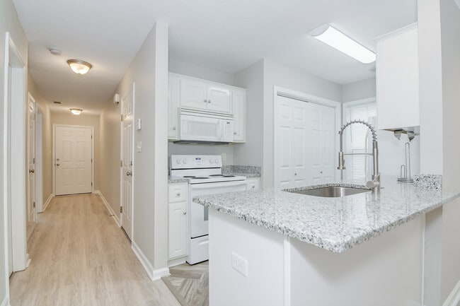 Building Photo - 448 Northrop Pl
