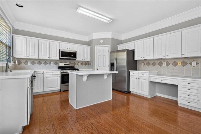 Building Photo - 225 Thamesmar Ln