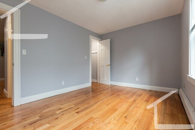 Building Photo - What a deal! Allston 1-bed with Heat/Hot Water Incl