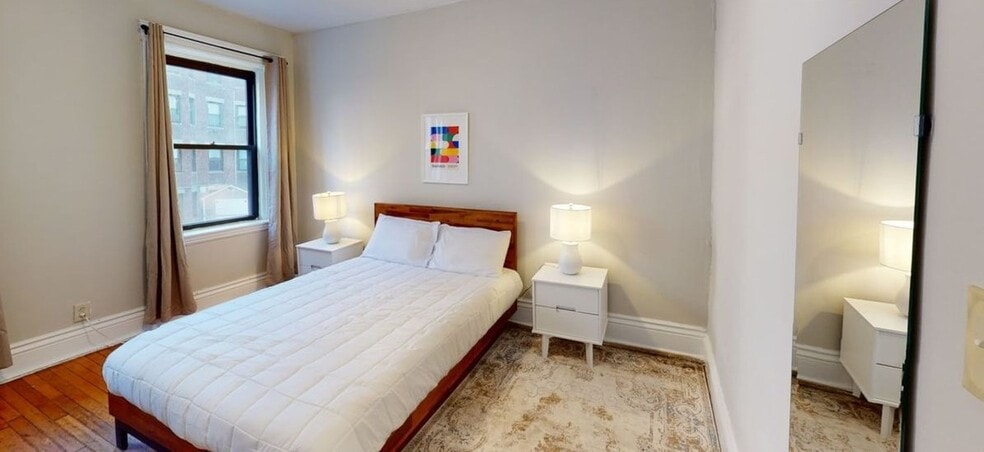 Building Photo - 50 Queensberry St