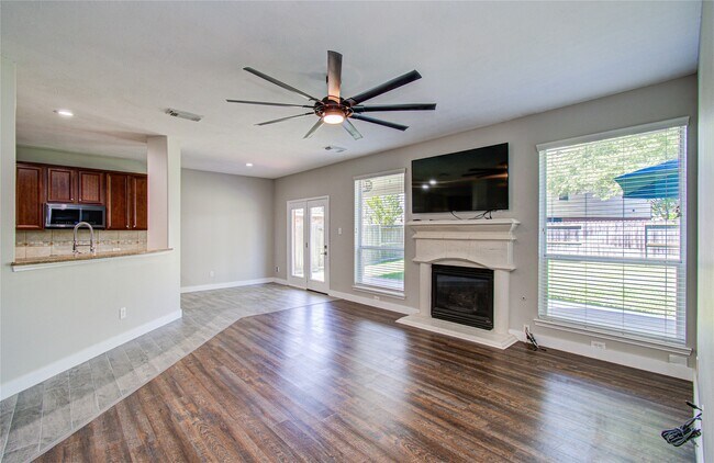 Building Photo - 6814 Summer Bridge Ln