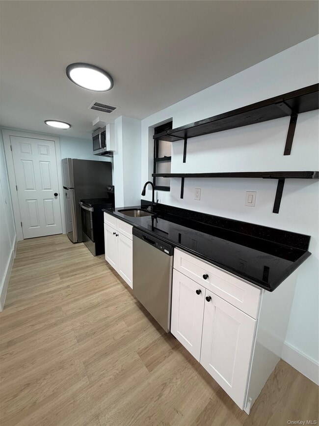 Building Photo - 119 W 227th St