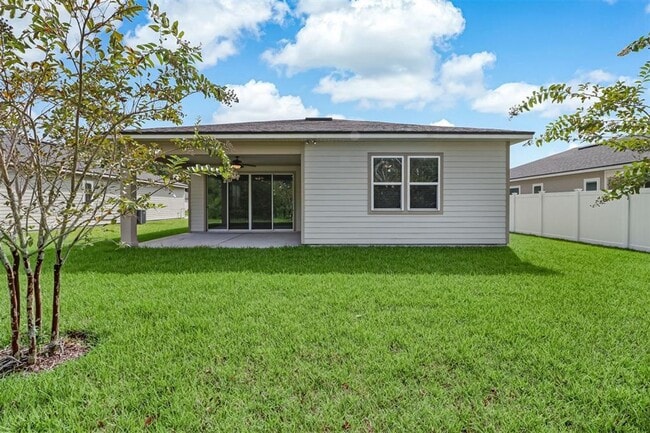 Building Photo - Spacious 4-Bedroom Home Near Amelia Island...