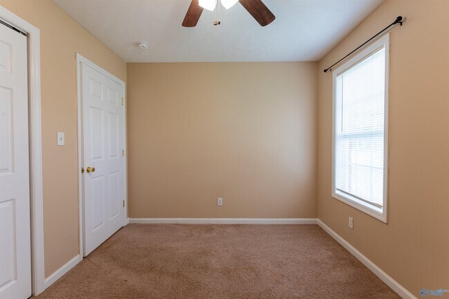 Building Photo - 14542 Sara Beth Dr