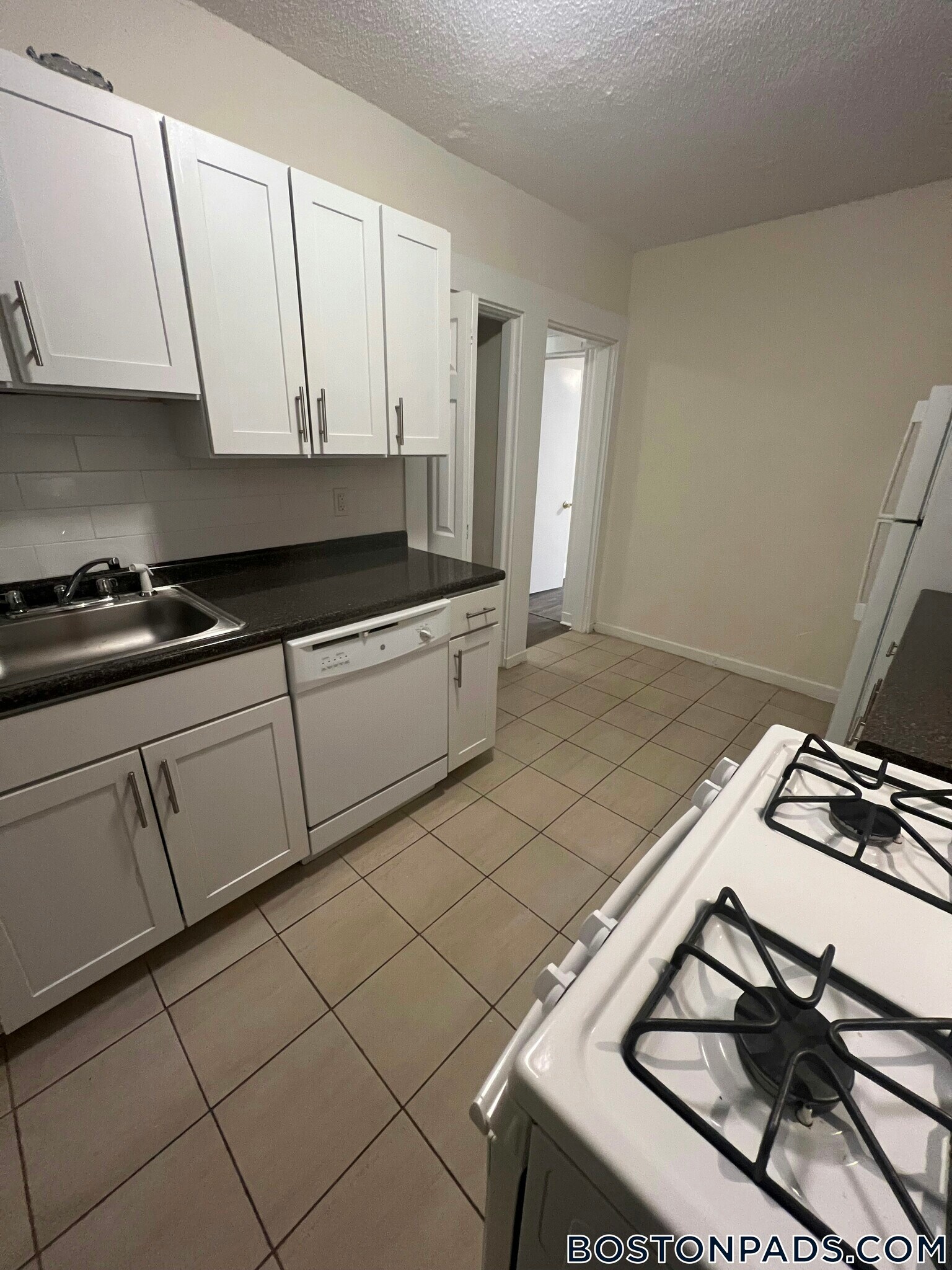 Building Photo - 7 Barrows St