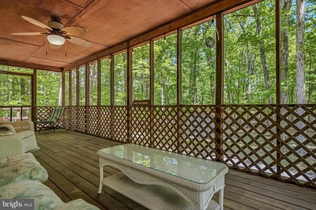 Building Photo - 67 Tranquil Way