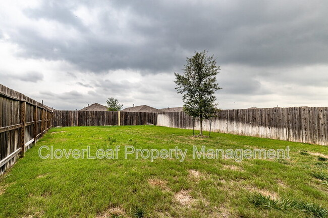 Building Photo - 4242 Busbee Fields