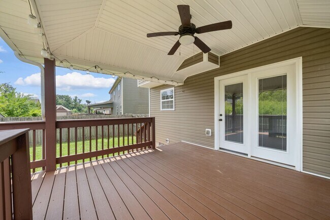 Building Photo - Coming Soon - Large home in the Heart of F...