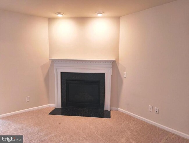 Building Photo - 22520 Highcroft Terrace