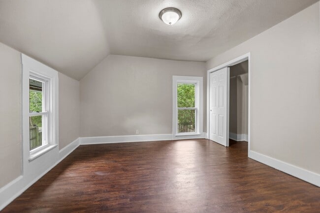 Building Photo - 1310 23rd St