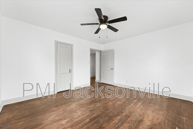 Building Photo - 3694 Grandy Ave