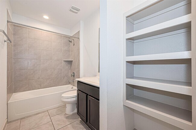 Building Photo - 29518 Paytons Park Ct