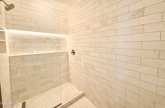 Building Photo - 10757 N 74th St