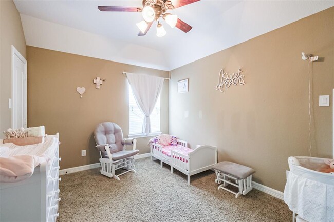 Building Photo - 28806 Crested Butte Dr