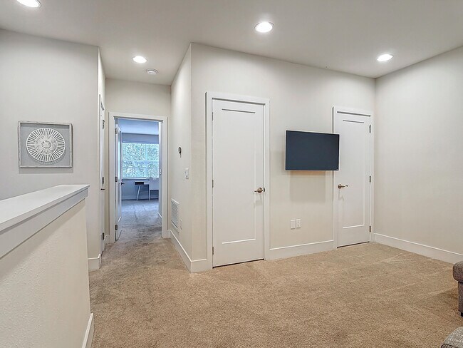 Building Photo - 17204 Blessing Dr