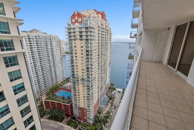 Primary Photo - Brickell Bay Club