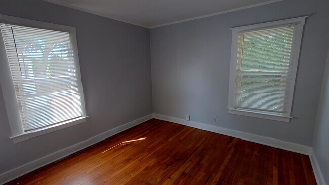 Building Photo - 9313 Harvard Rd