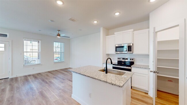 Building Photo - 2907 Parks Mccoy Ln