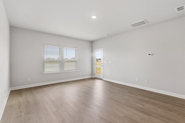 Building Photo - 730 Ebb Tide Rd