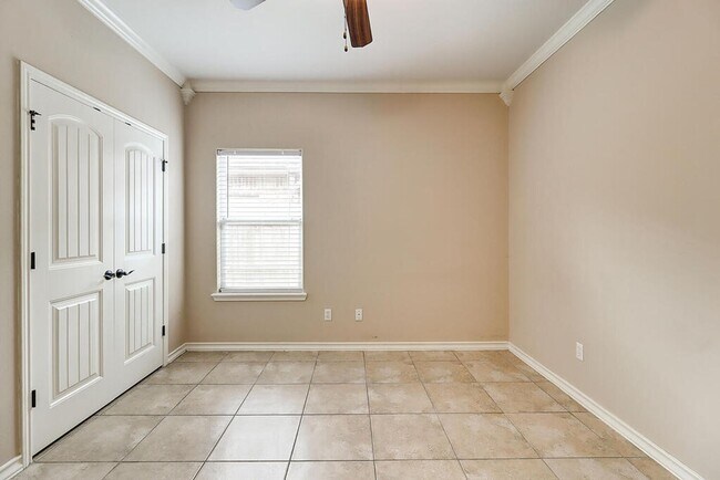 Building Photo - 2614 Wool Dr