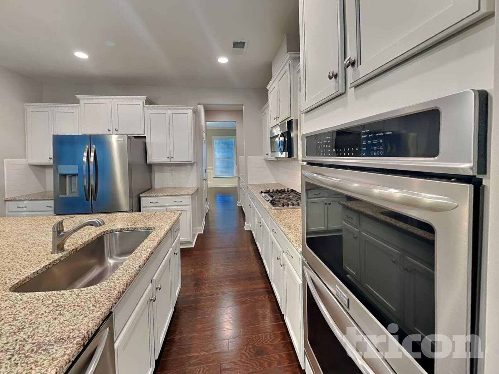 Building Photo - 1716 Great Rd