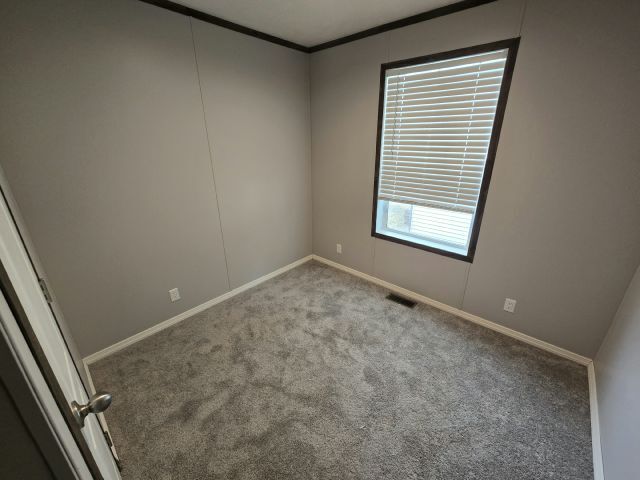Building Photo - 141 Lynn Ln