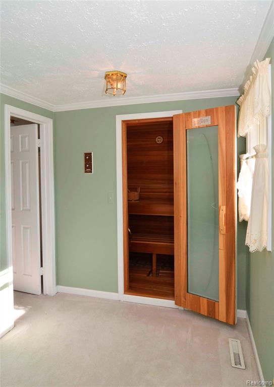 Building Photo - 8152 Fairfield Cir