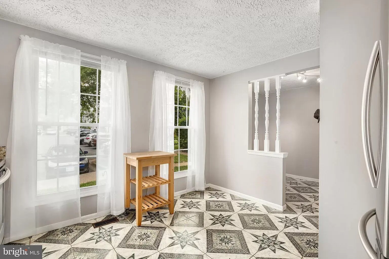 Open Floor Plan - 12504 Timber Hollow Pl